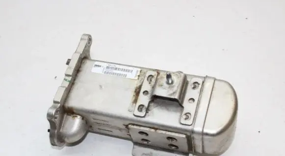 Ford Kuga I EGR valve cooler V29004027