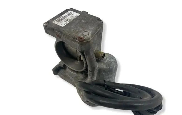 Mercedes-Benz S W140 Throttle valve 0001413925 A0001413925 0205003008