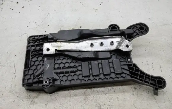 Skoda Kamiq Battery tray 