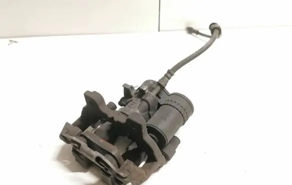 BMW X1 F48 F49 Rear brake caliper 6854440