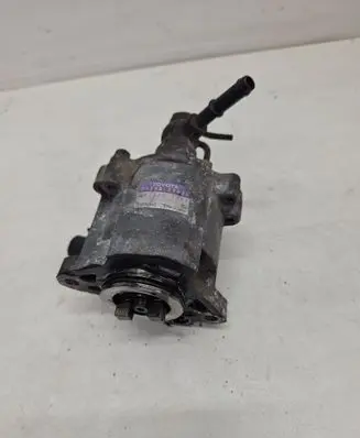 Toyota Avensis T250 Vacuum pump 2930027020