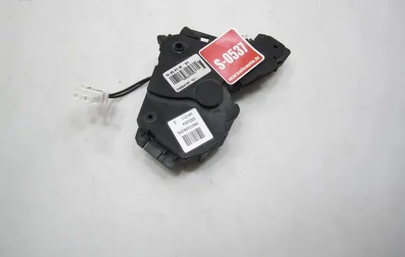 Volkswagen PASSAT B7 Headlight level adjustment motor 89033206 041211 EED254