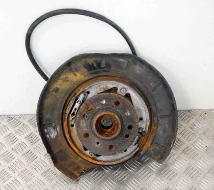 Mercedes-Benz ML W164 Rear wheel hub