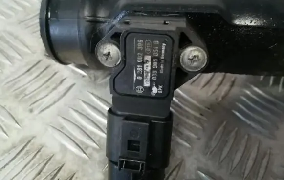 Seat Alhambra (Mk1) Air pressure sensor 0281002399 038906051b