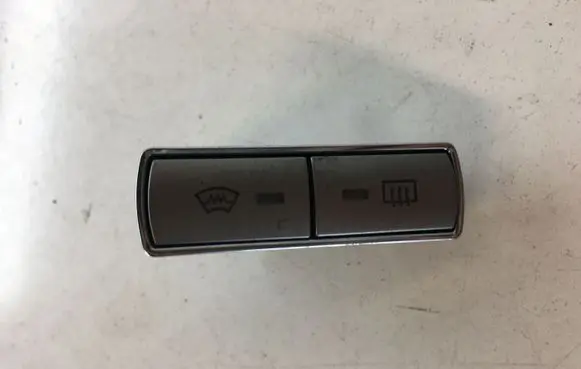 Ford S-MAX Windscreen/window heater switch 6M2T18K574AD