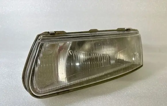 Mitsubishi Carisma Headlight/headlamp 14525900L 301144683