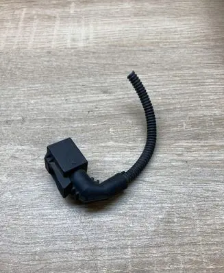BMW 5 E60 E61 Plug wire 7508152