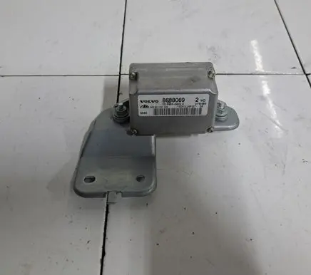 Volvo S80 ESP acceleration yaw rate sensor 8688069 8688068