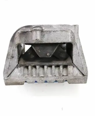 Volkswagen Golf VI Engine mount bracket 1K0199262