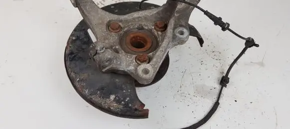 Opel Insignia A Front wheel hub spindle knuckle