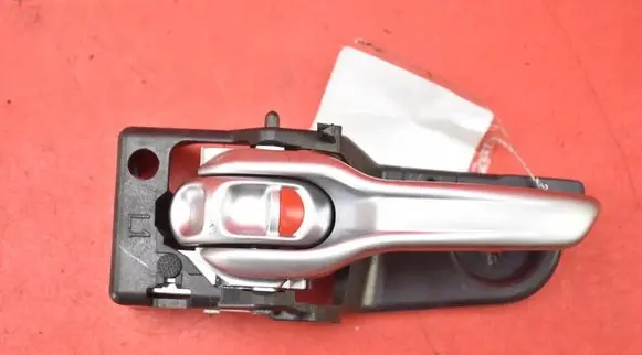Jeep Grand Cherokee Front door interior handle