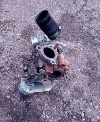 Toyota Auris E180 Turbo 172010R070 1204050182
