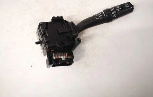 Toyota Avensis Verso Wiper control stalk 173654