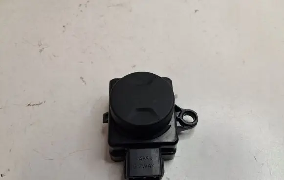 Peugeot Partner III Central console control unit 230427
