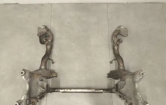 Audi A4 S4 B8 8K Front subframe 8K0399315g