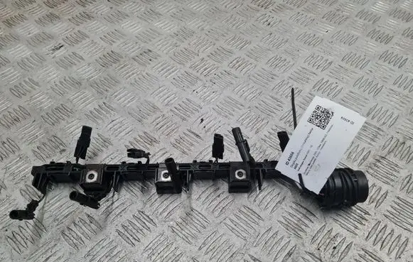 Volkswagen Touran I Fuel injector wires 03G971826