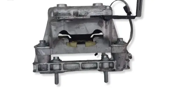 Volvo XC40 Engine mount bracket 32298325 32137504
