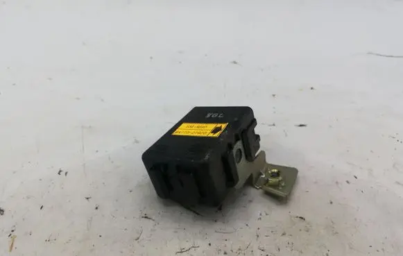 Hyundai Santa Fe Oil pressure relay 9477027920