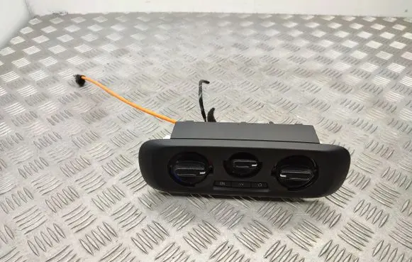 Citroen C3 Climate control unit 9823822777
