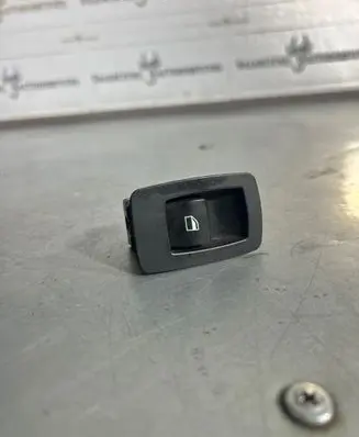BMW 5 E60 E61 Electric window control switch 6945874 159798001 15939900