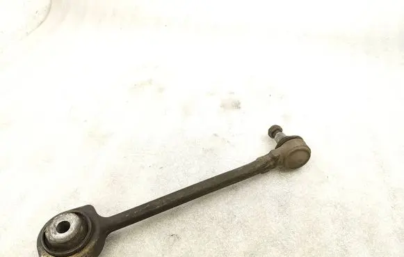 Mercedes-Benz C W204 Front lower control arm/wishbone A2043330314