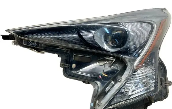 Toyota Prius (XW50) Headlight/headlamp