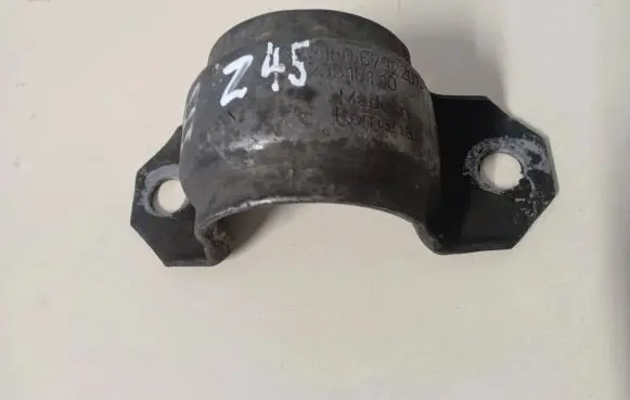 BMW 3 F30 F35 F31 Sway bar bush bracket, front 6792207