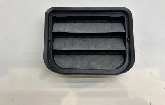 Polestar 2 Quarter panel pressure vent 31369380
