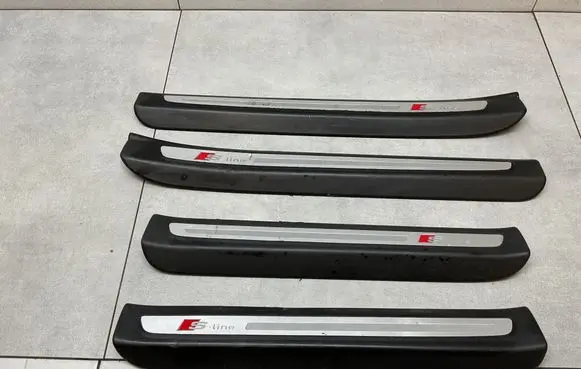 Audi Q7 4L sill trim set (inner) 4L0853376F 4L0853375F 4L0853374F