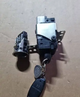 Toyota Corolla Verso AR10 Engine ECU kit and lock set D9901845480 ET0094LPD0290