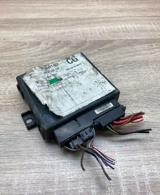 Opel Vectra B Comfort/convenience module 90564349 WithPlug