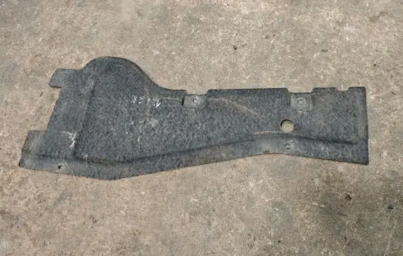 Audi A4 S4 B8 8K Other under body part 8K0825281