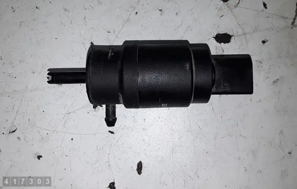 Mercedes-Benz E W211 Windscreen/windshield washer pump 3090179