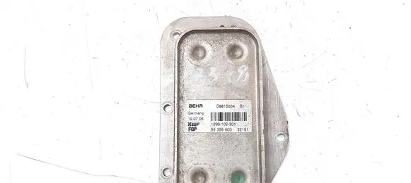 Engine oil radiator