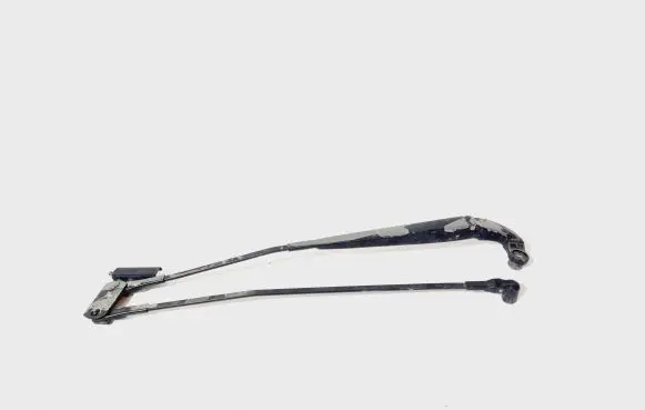 Front wiper blade arm