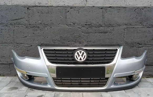 Volkswagen PASSAT B6 Front bumper 