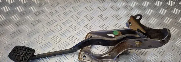 Toyota RAV 4 (XA20) Brake pedal 3132152010
