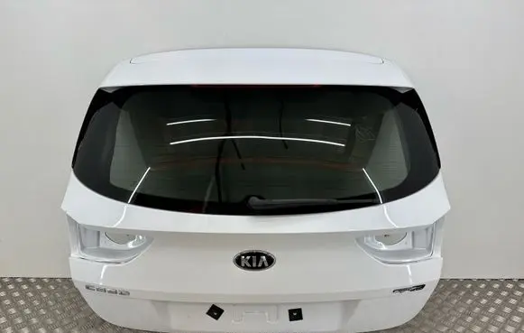 KIA Ceed Tailgate/trunk/boot lid 