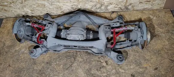 Lexus SC 430 Rear axle beam with reductor Y20704088