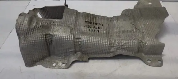 Opel Vivaro Exhaust heat shield 747507998R