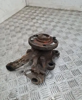 Volkswagen Transporter - Caravelle T4 Front wheel hub