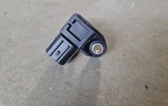 Mitsubishi L200 Air pressure sensor 1865A035