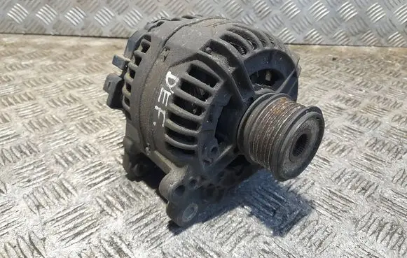 Volkswagen Golf IV Generator/alternator 038903023e