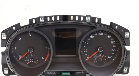 Volkswagen PASSAT B8 Speedometer (instrument cluster) 3G0920751F