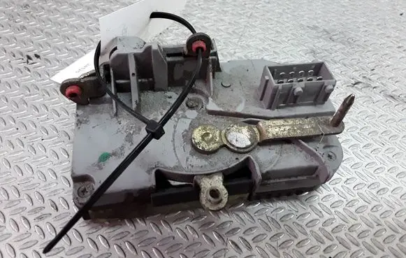 Peugeot 806 Front door lock
