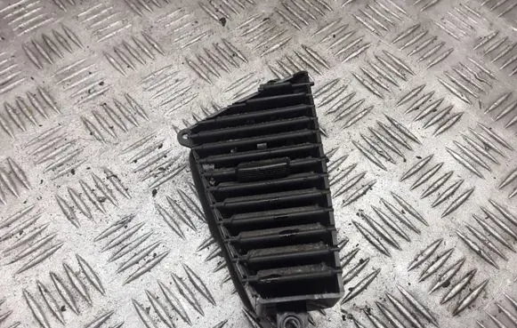 KIA Carens I Dash center air vent grill 0K2FA6481Y