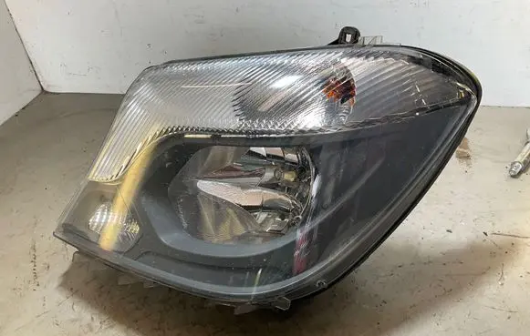 Mercedes-Benz Sprinter W906 Headlight/headlamp A9068202561 ACQ02