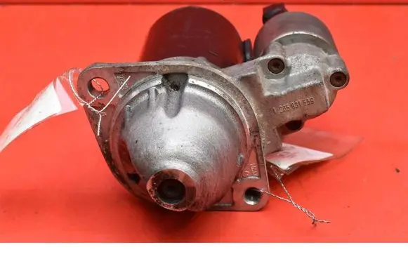 BMW 7 F01 F02 F03 F04 Starter motor 7589350-01