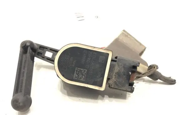 BMW 5 G30 G31 G38 Headlight/headlamp level sensor 6870000