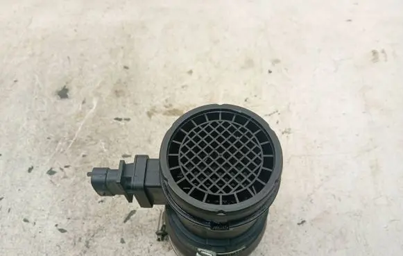 Opel Antara Mass air flow meter 55350048 0281002648